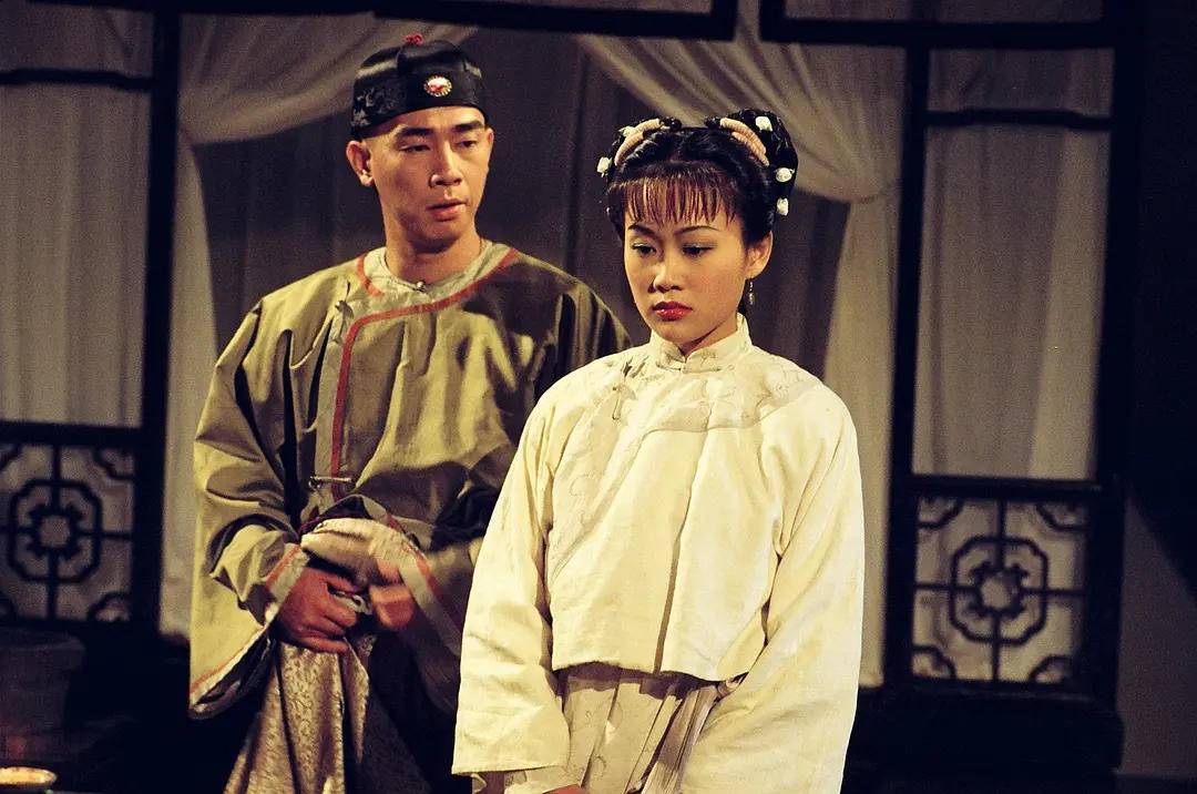 新版《鹿鼎记》播出引争议,却获老版主演马浚伟力挺:不应该比较