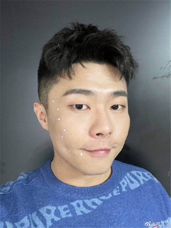 栾云平晒直男视角自拍,于谦把周九良带出场,烧饼的关注点又跑偏