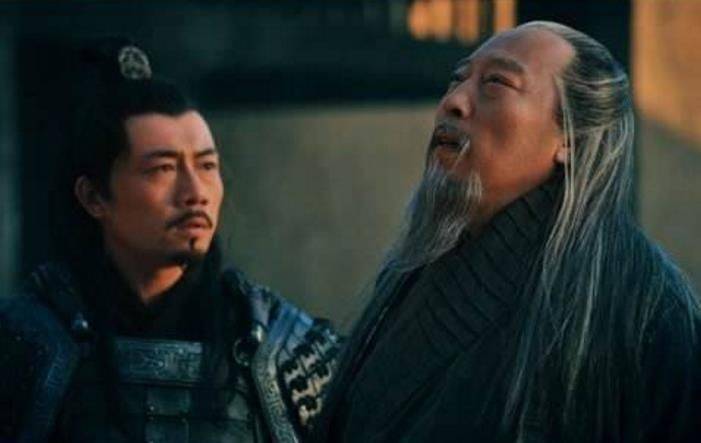 司马懿评价诸葛亮“天下奇才”,其实前面还有一句,让人背后发凉