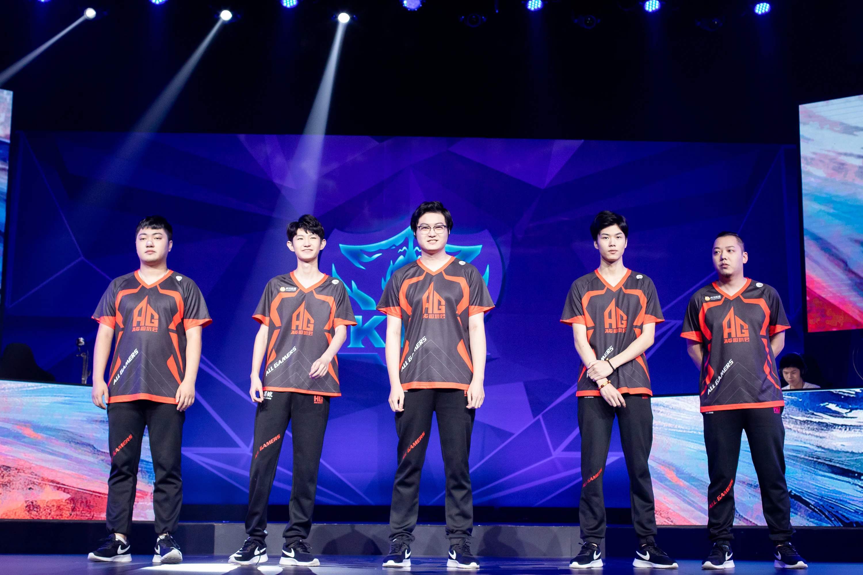 KPL:WB战队改变打法,成功击败TTG,诗酒状态达到顶峰