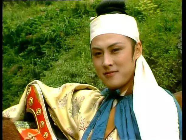 贾琏和多姑娘云雨,多浑虫也在场?这个男人的身份其实很显赫