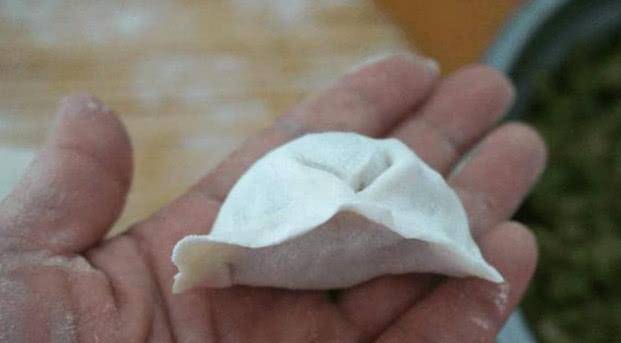 吃了几十年的水饺,头一次吃这种馅的饺子,出锅后我连吃40个!