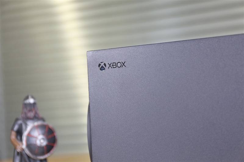 史上最强大的游戏主机!微软Xbox Series X评测:巅峰工业设计更有亲民价