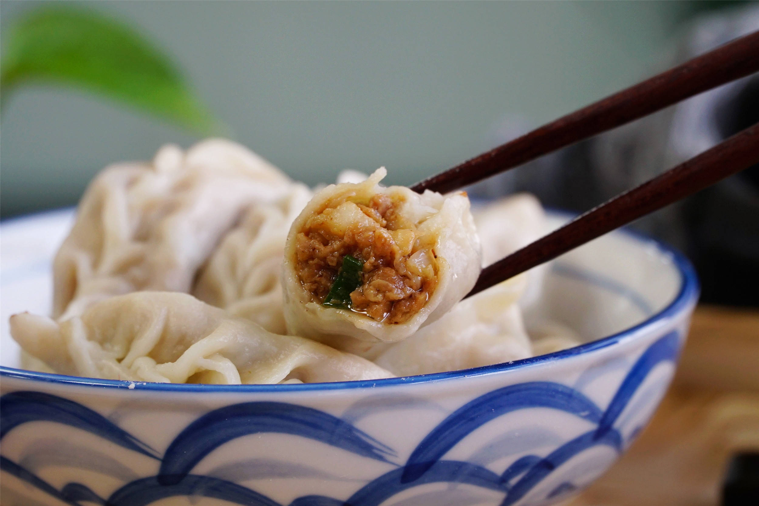 明日冬至,老一辈就馋这个馅的饺子,食材家家有,包少了不够吃