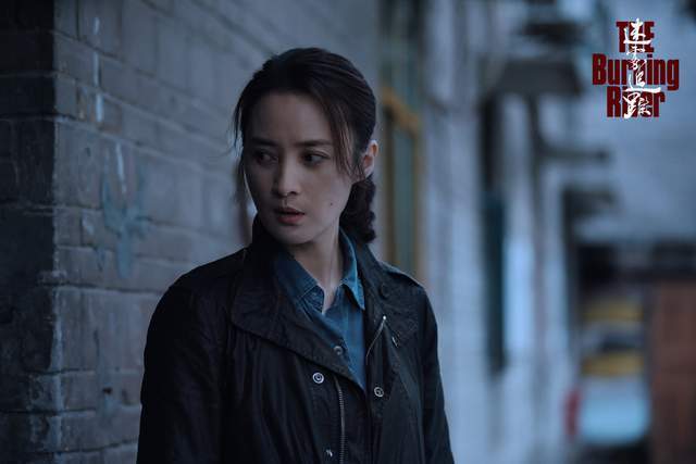 《迷雾追踪》为什么没火?剧情虽然烧脑,穿帮剧情却让人跳戏
