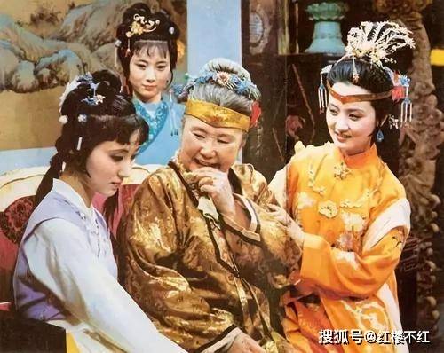 贾敏作为林黛玉的母亲,为何格外厌恶贾宝玉?甚至多次背后说坏话