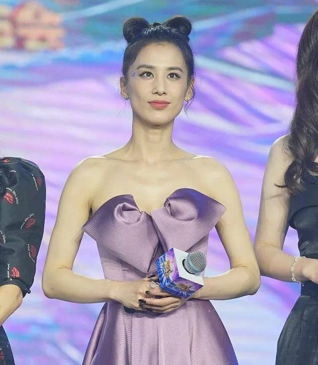 《乘风破浪》的姐姐们脱离精修图后,靠颜值和身材还能出道吗?