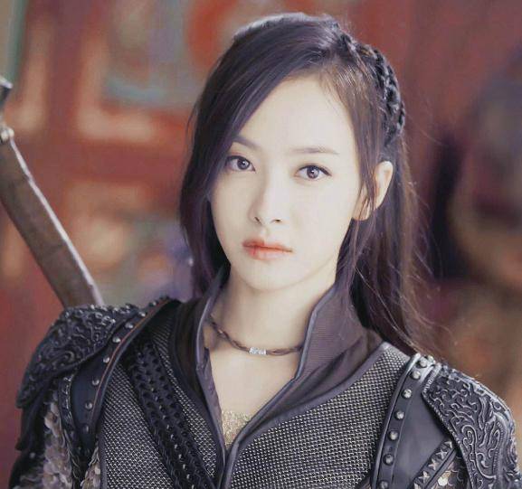 王一博成女神收割机,和赵丽颖合作后,新剧又要跟宋茜合作