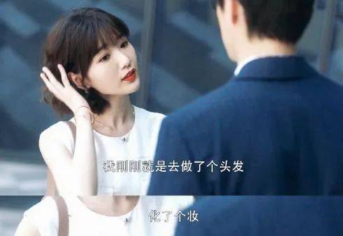 《三十而已》影射陈翔?钟晓芹离婚速走,像极毛晓彤凌晨分手搬家