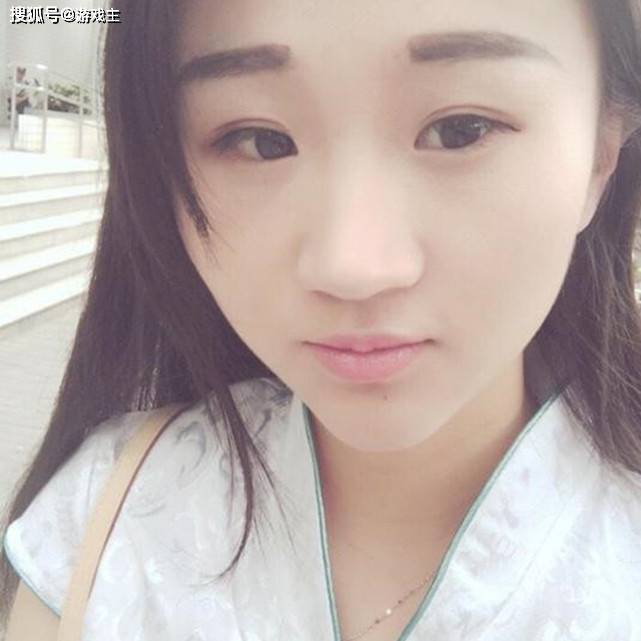 王者电竞圈看到梦泪和梦嫂2个性签名,刷个空间都要吃狗粮
