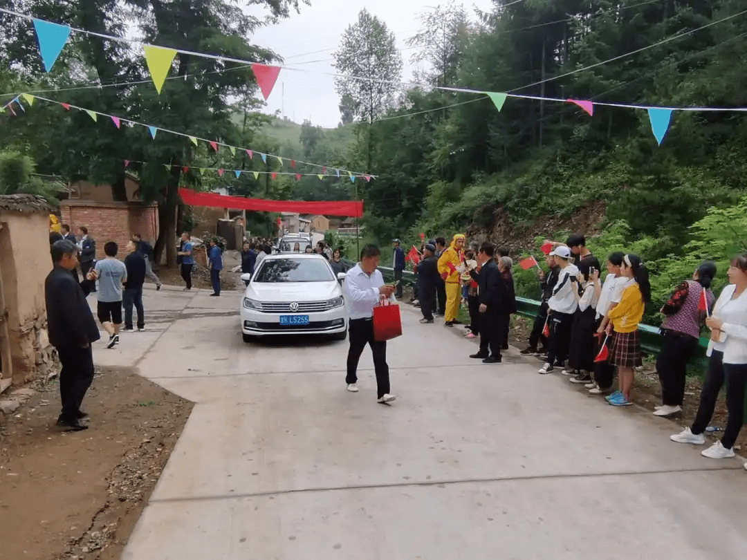 千古寻秦记尖山采风之续默:千古寻秦去礼县(组诗)