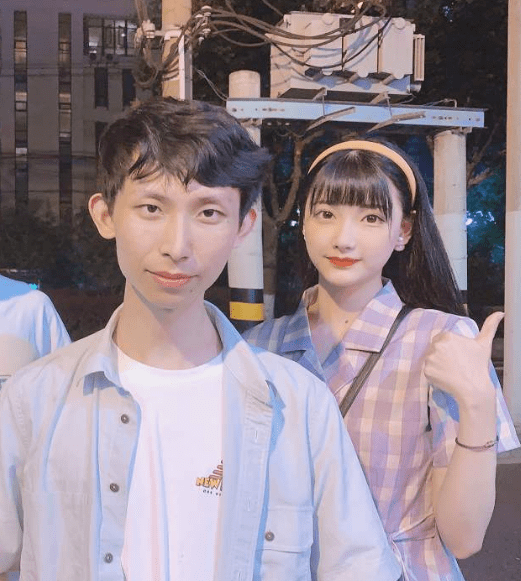 梦泪直播中心血来潮,想要冲一波韩信国服,看到战力后果断放弃!