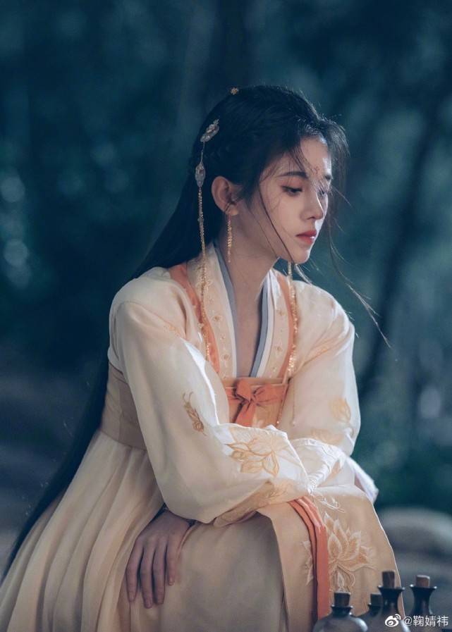《慕南枝》官宣鞠婧祎曾舜晞,海报分南北,四千年果然有优势