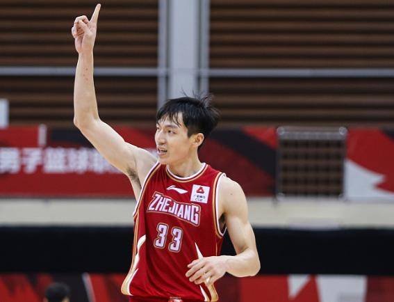 37+8+12超神!李春江送给吴前9个字,听听吴前怎么回应的