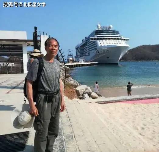 青颜逝尽余黄发,豪气飘零作肃霜。北极星新文学‖国际分社诗词展示