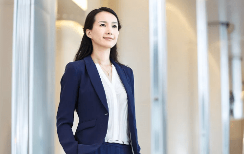 成功分两种,多数人向往前者,但追求后者的人境界更高