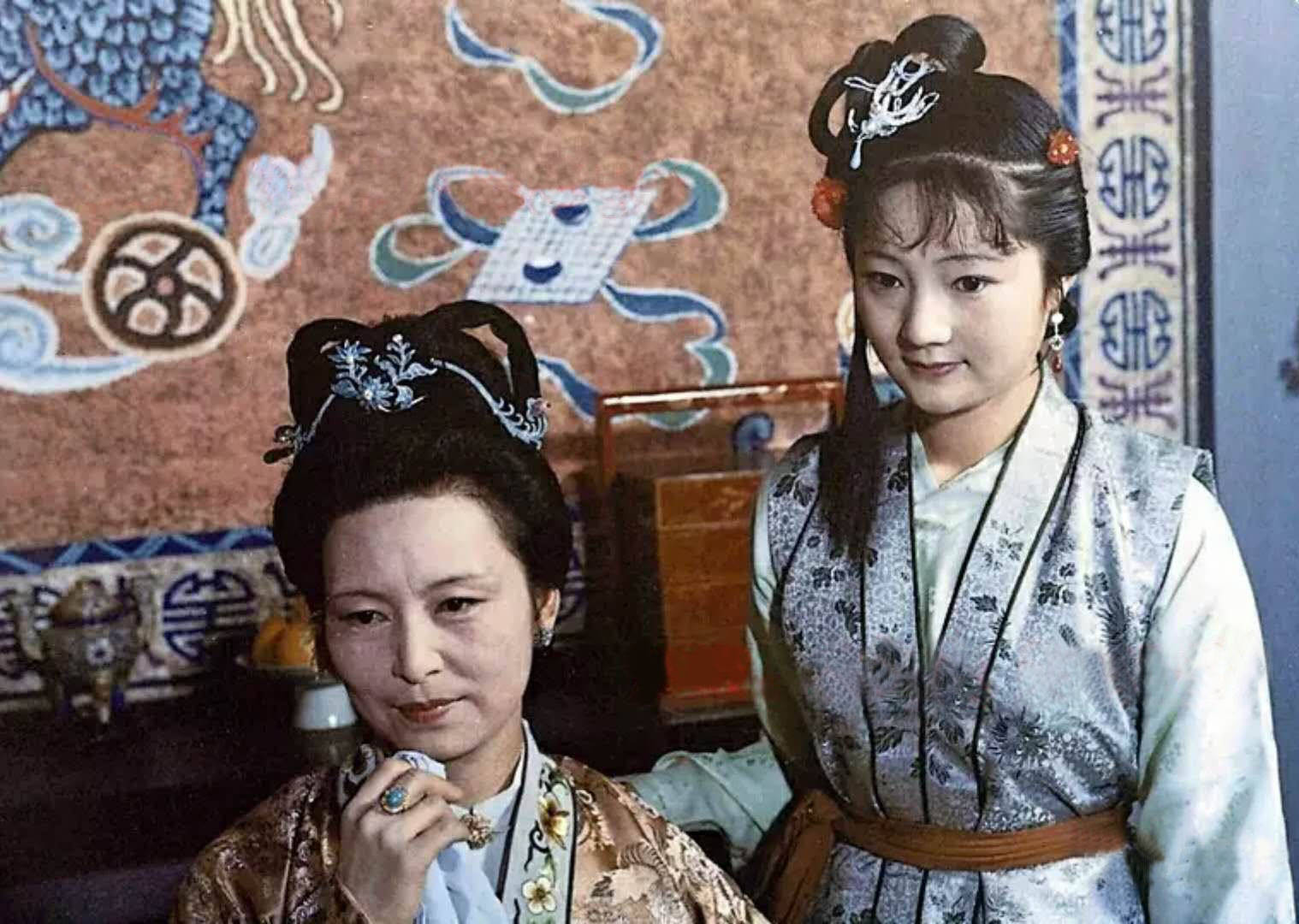 《红楼梦》中的贾府三少爷贾环何以可怜而又让人生厌?