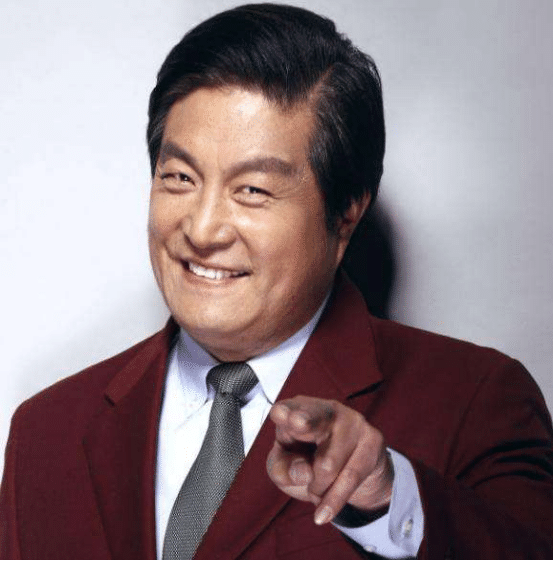 他是《西游记》里玉帝的扮演者,没想到的是,在祭祖发现自己印在冥币上