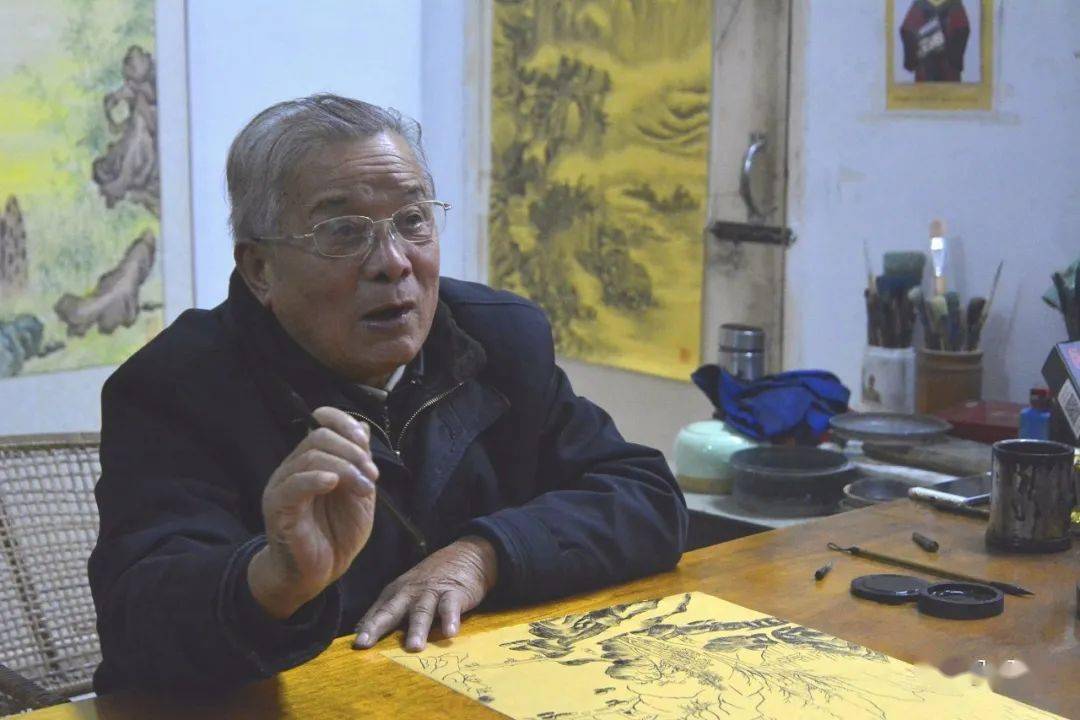 艺术永流传!皇塘耄耋老人绘就8米长卷泥金画