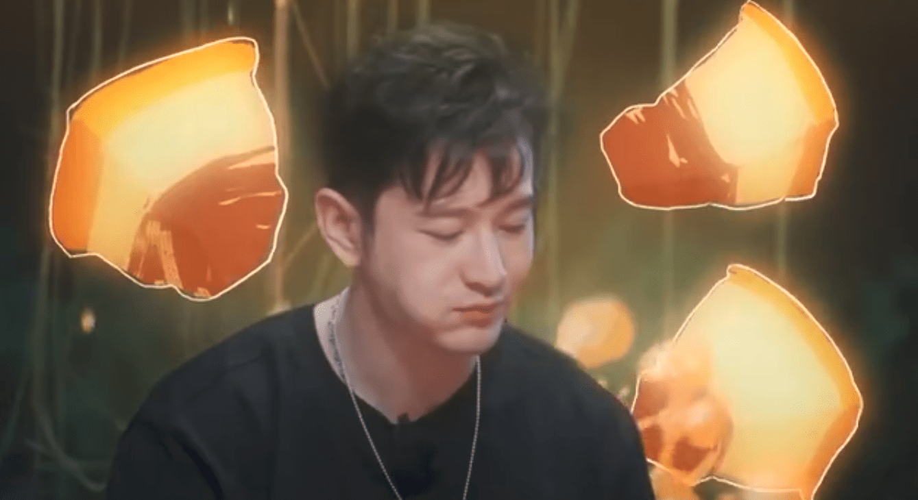 42岁黄晓明减肥失败,网友调侃:战胜米线败给肥肉,怪肉太好吃