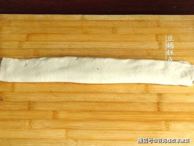 香煎小花卷,睡前准备好,早上10分钟搞定,香喷喷的
