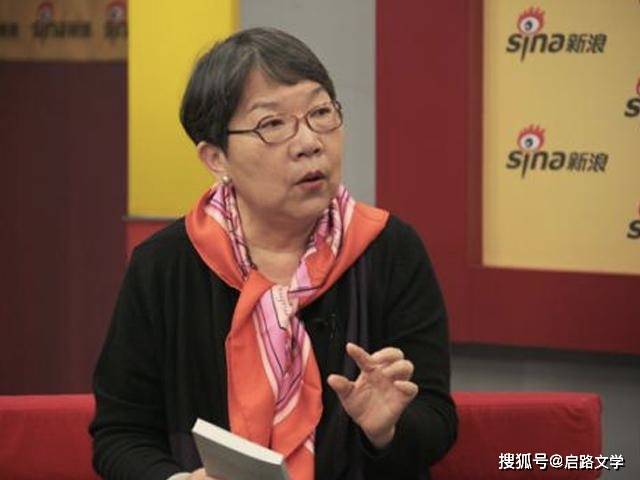 席慕蓉很痛苦的语录,道尽了世间的痛苦都莫过如此,很多人都躺木仓