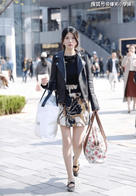 爆笑GIF图:听说前女友生了个女宝