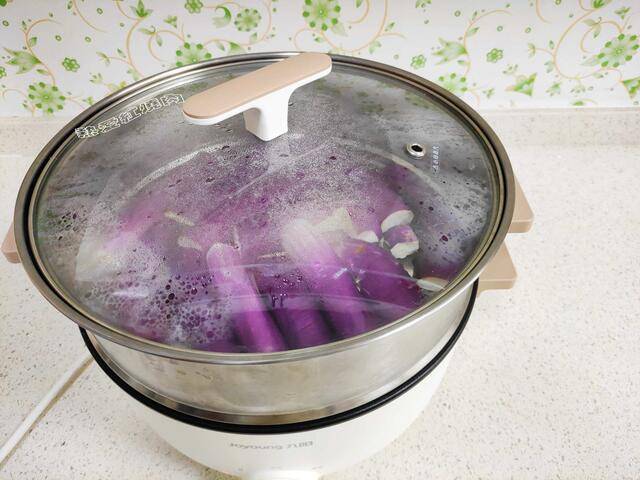 夏天不爱做饭我家常吃它,好吃省事连主食都不用做了,咋吃都不腻