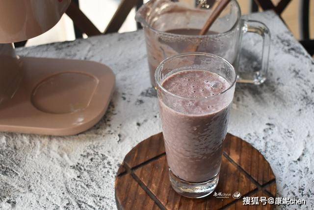 入秋了,早餐喝一杯去秋燥,比牛奶对脾胃好,好喝好做全家都合适