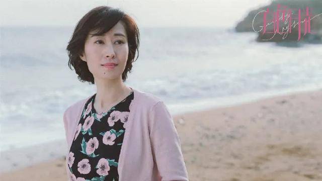 《白色月光》十全十美,反倒成了平庸之作,问题到底出在哪里?