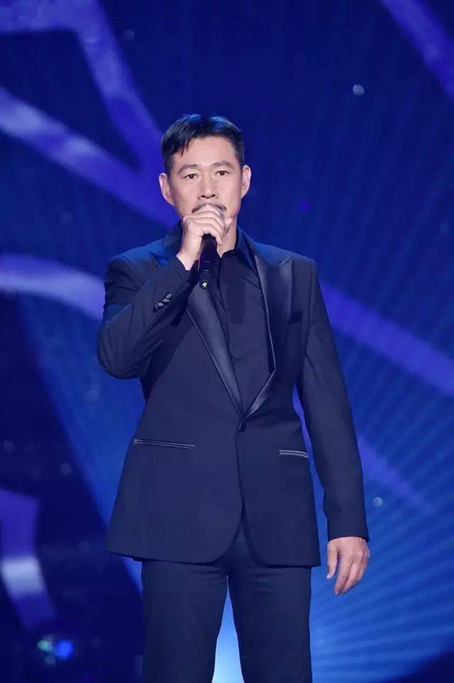 张丰毅谈《霸王别姬》:我们那时都躲着张国荣,他根本不是在演戏