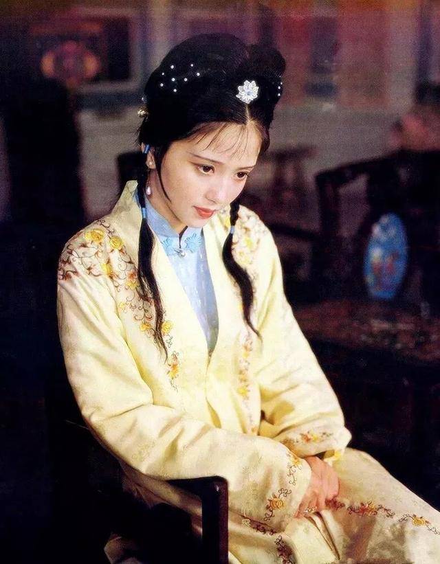 《红楼梦》里,黛玉与妙玉关系怎么样?从这件事可以看出来