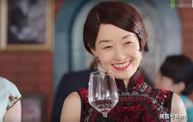 《旗袍美探》6.7分收官,除了马伊琍的300套旗袍,就剩失望了?