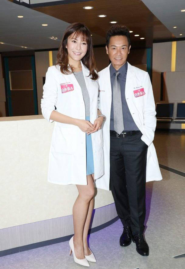 休息半年终开工,TVB花旦无惧胡定欣,与陈豪郭晋安大玩三角恋