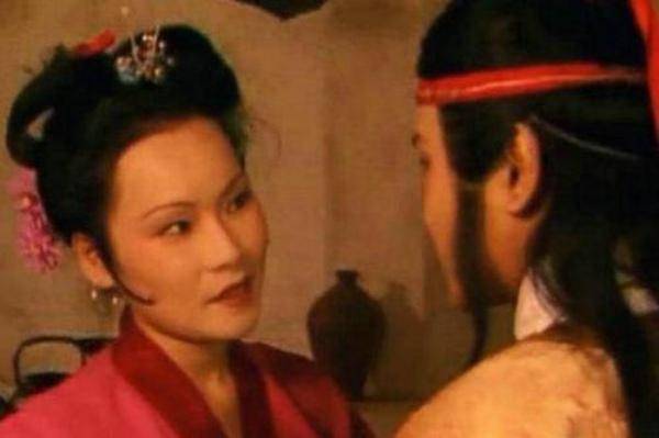 探秘《红楼梦》里多姑娘出轨的深层次的原因