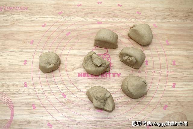 用全麦粉做的兔子馒头萌翻了!一次发酵又暄又软,口感都觉细腻了