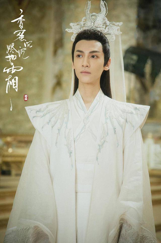 《香蜜》火了两年后,三位主演发展现状,罗云熙弯道超车