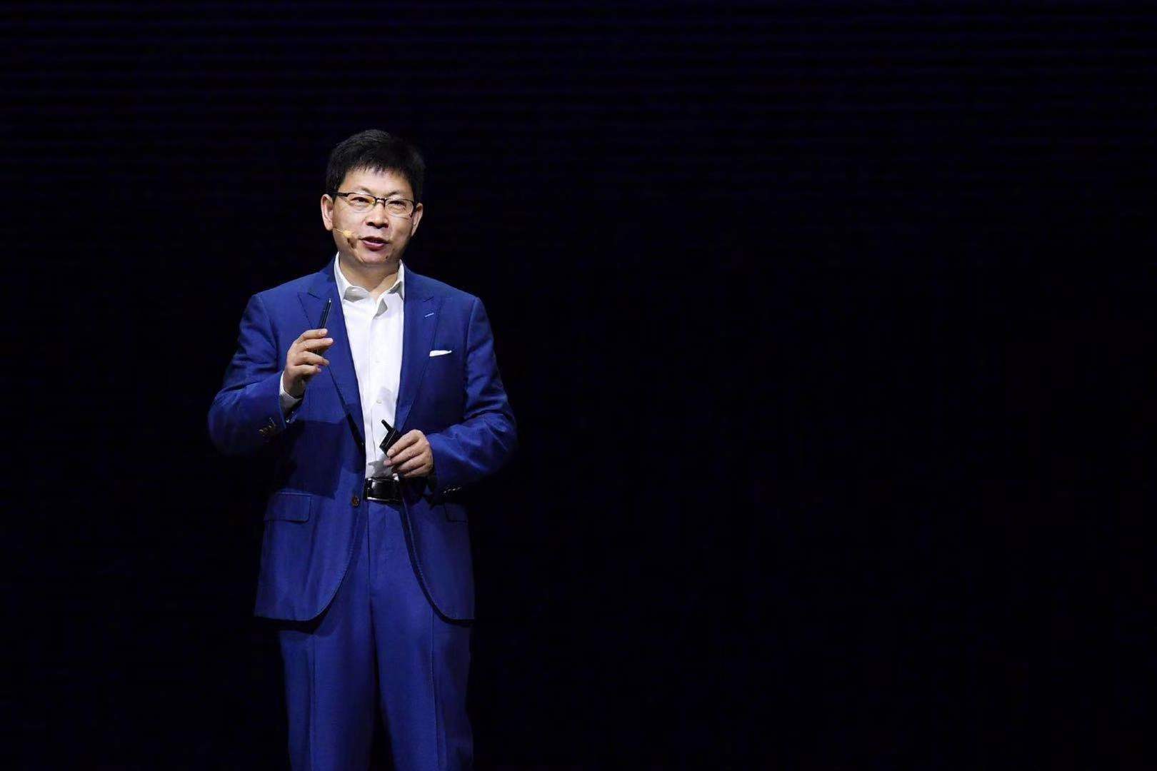 华为P50曝光:将首发“屏下摄像头”,但无缘麒麟芯片