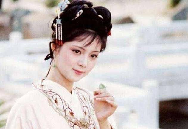 为成全林黛玉婚事,贾政暗中帮她做了三件事,一件比一件隐秘