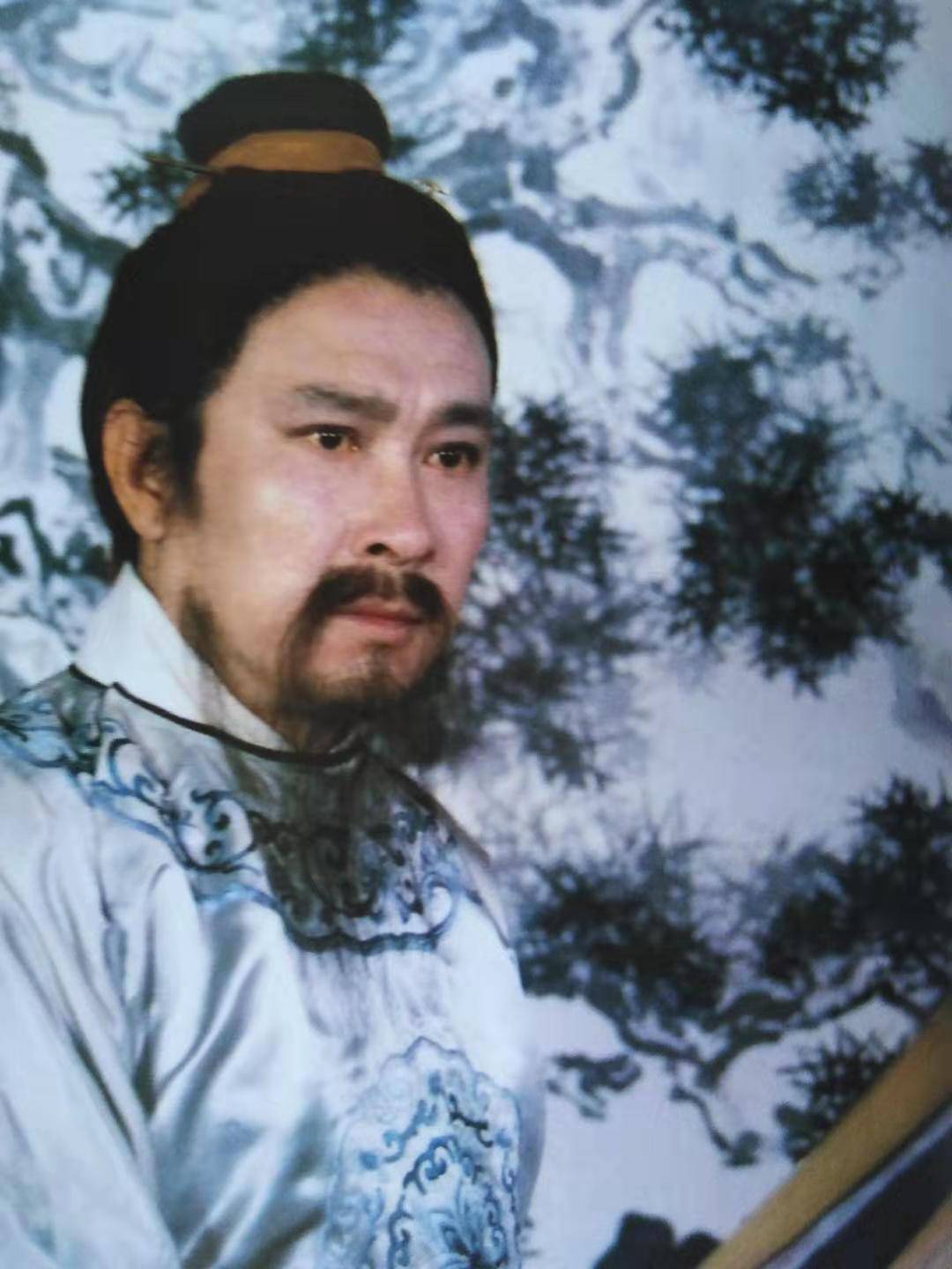 忠顺王府逃走一个戏子,贾政为何害怕受牵连?曹雪芹:逃人法可怕