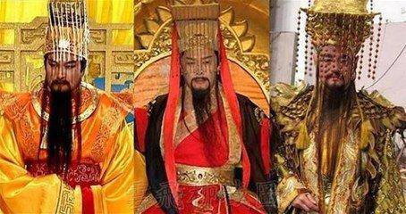 孙悟空大闹天宫的时候, 玉皇大帝真的是躲到桌子底下吗?