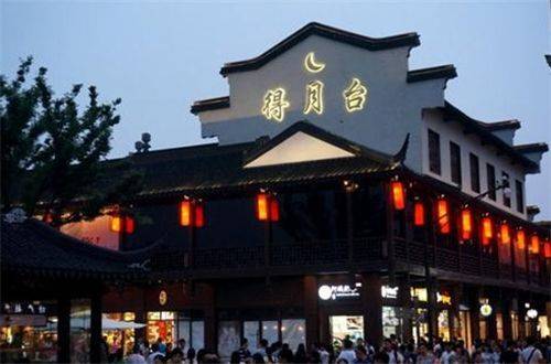 北宋一诗人,一生仅写了两句诗,却家喻户晓,名字听起来耳熟