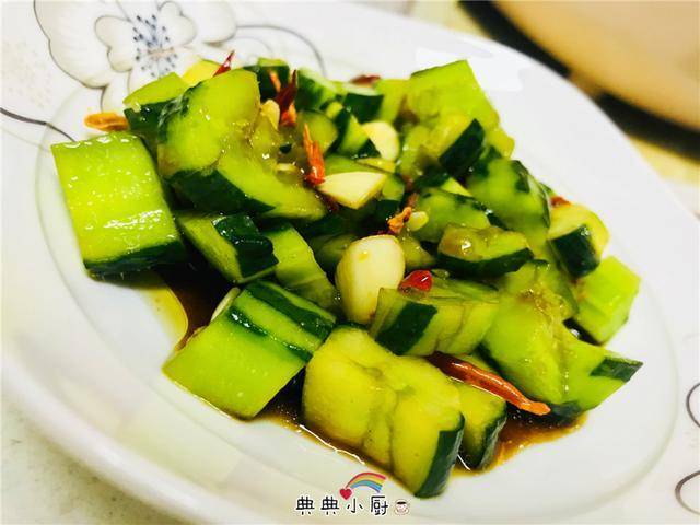 自己做的菜,虽没有外卖好看,可它比外卖更让人向往