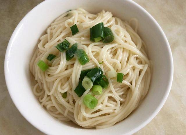 夏天,早餐最爱这面食,5分钟上桌,健胃清肠,适合易积食的孩子