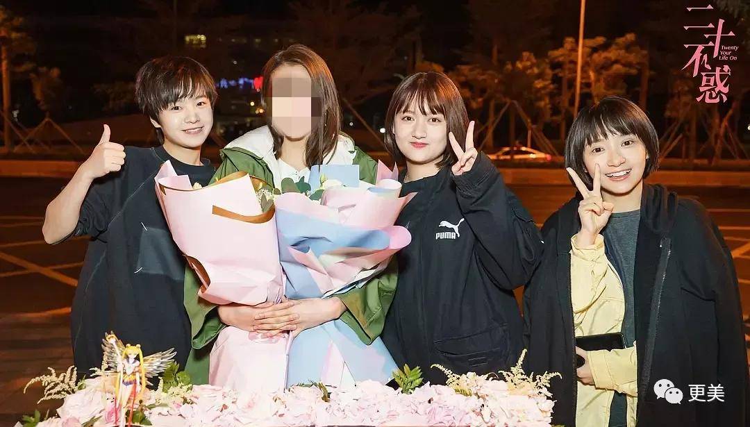 关晓彤这是被抢风头了?撞脸沈月的她成新晋“京圈格格”