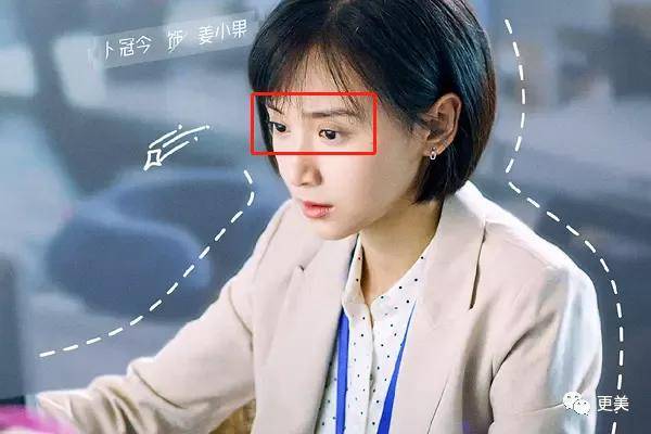 关晓彤这是被抢风头了?撞脸沈月的她成新晋“京圈格格”
