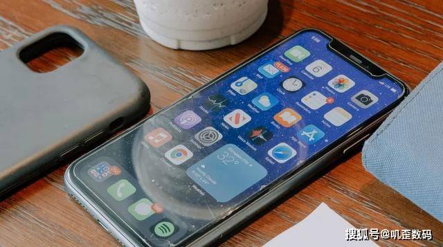 为iPhone 12让路,iPhone 11全力加速退场,现已跌至“冰点价”