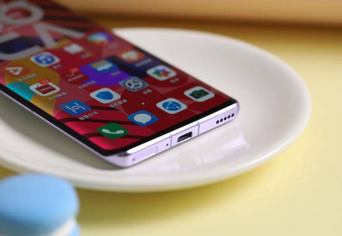 顶级华为冲刺销量,从3699跌至3149,128GB+40W快充