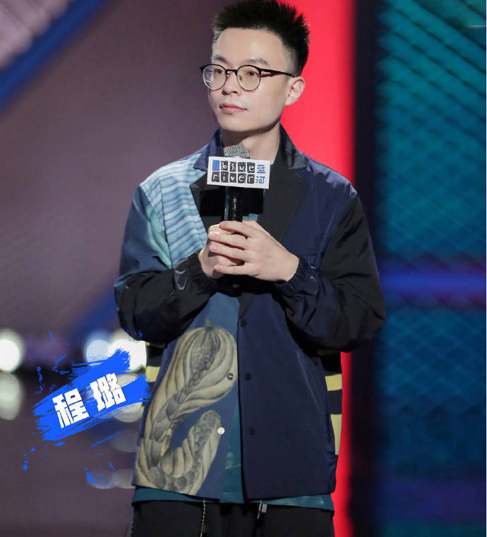 《脱口秀大会3》:程璐呼唤思文复婚,消费婚姻的背后让人心酸