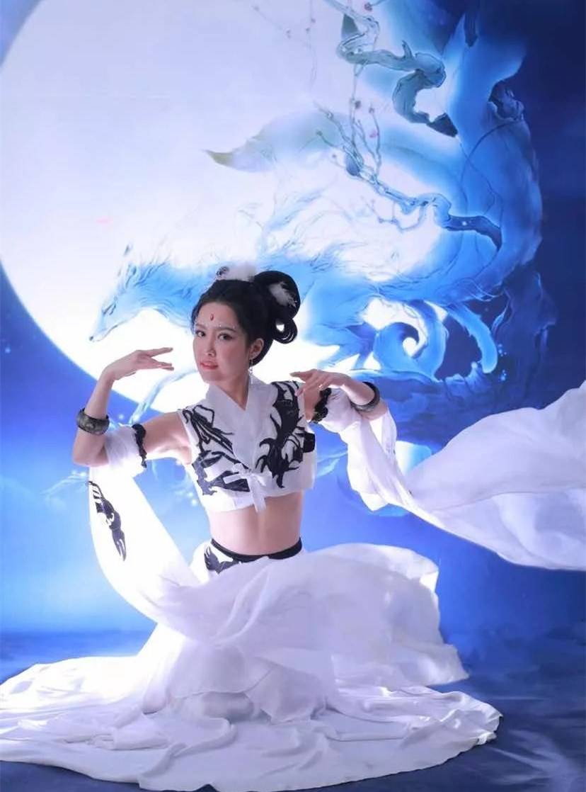中秋佳节想嫦娥